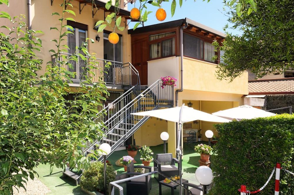 Nonna Germina Locazione Turistica Villa Roccalumera Exterior foto